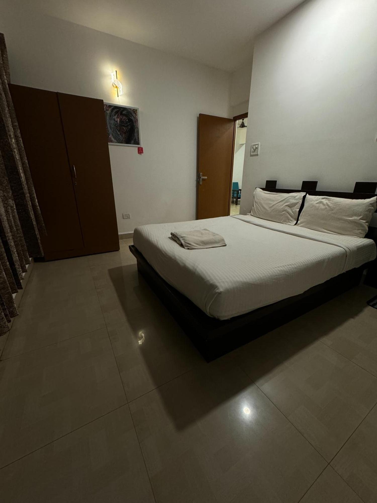 Yoyo Goa, The Apartment Hotel Vagator Esterno foto